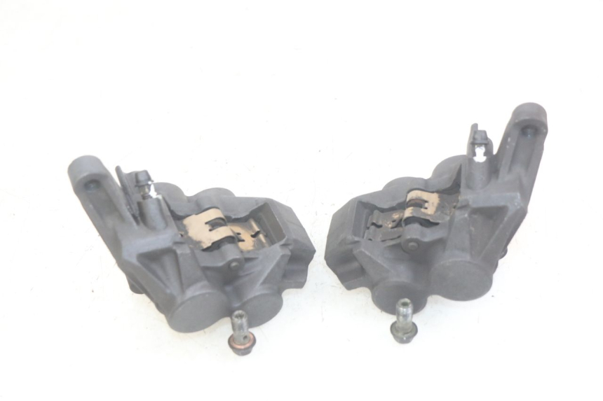 photo de ZACISK HAMULCA PRZEDNIEGO YAMAHA FZS FAZER 600 (1998 - 2001) - Punkty mocowania