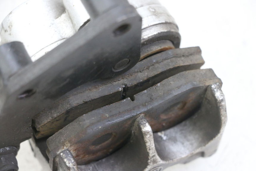 photo de ZACISK HAMULCA PRZEDNIEGO GOES WIKI 125 (2010 - 2015) - Inny kąt widzenia