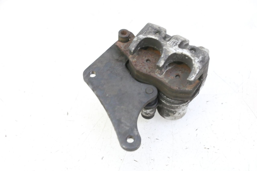 photo de ZACISK HAMULCA PRZEDNIEGO KYMCO GRAND DINK 125 (2002 - 2007) - Zbliżenie techniczne