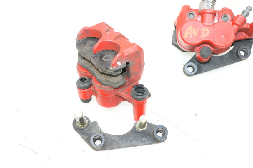 photo de ZACISK HAMULCA PRZEDNIEGO JM MOTORS GTS 125 (2015 - 2019) - Szczegół części