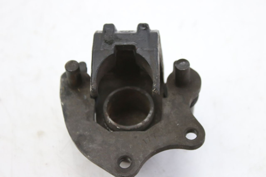 photo de ZACISK HAMULCA PRZEDNIEGO PEUGEOT KISBEE 4T 50 (2018 - 2022) - Zbliżenie techniczne