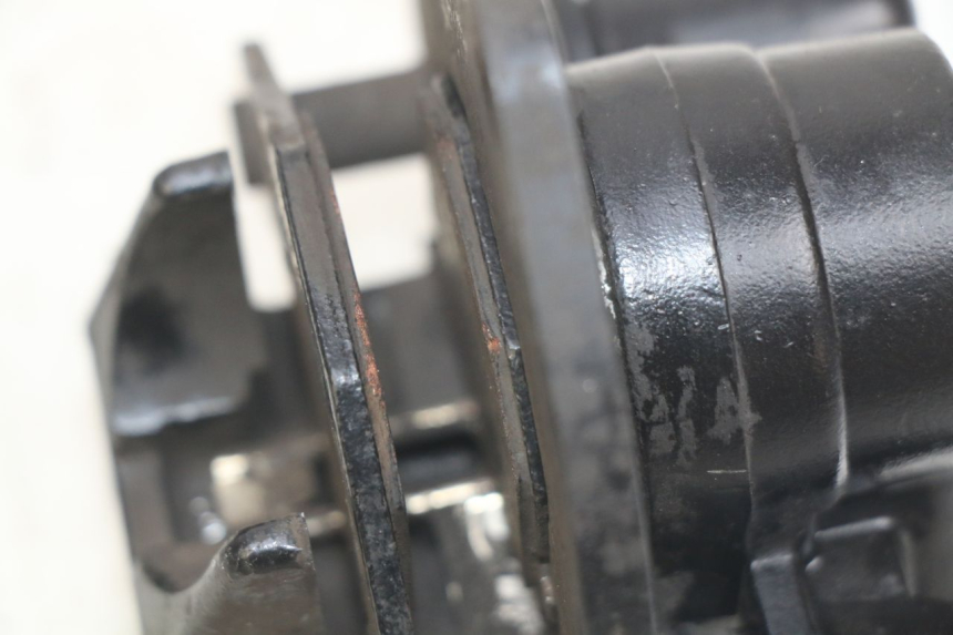 photo de ZACISK HAMULCA PRZEDNIEGO PEUGEOT KISBEE 4T 50 (2018 - 2022) - Szczegół części