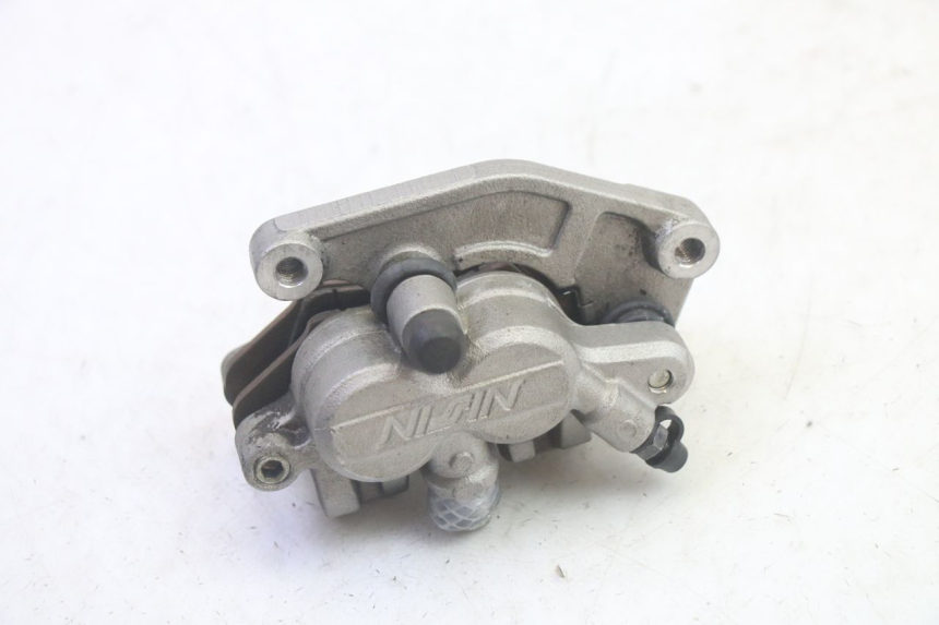 photo de ZACISK HAMULCA PRZEDNIEGO KAWASAKI KXF KX-F 250 (2017 - 2019) - Zbliżenie techniczne