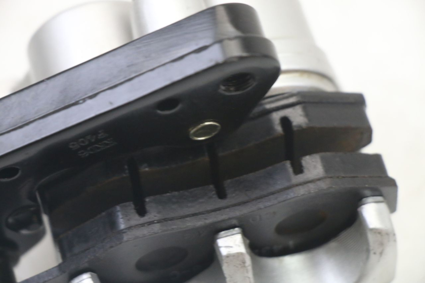 photo de ZACISK HAMULCA PRZEDNIEGO KYMCO AGILITY 4T 50 (2005 - 2018) - Punkty mocowania