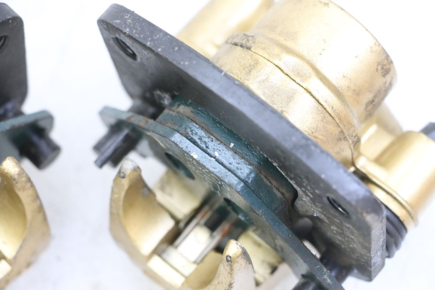 photo de ZACISK HAMULCA PRZEDNIEGO MASAI XL 50 (2012 - 2019) - Inny kąt widzenia