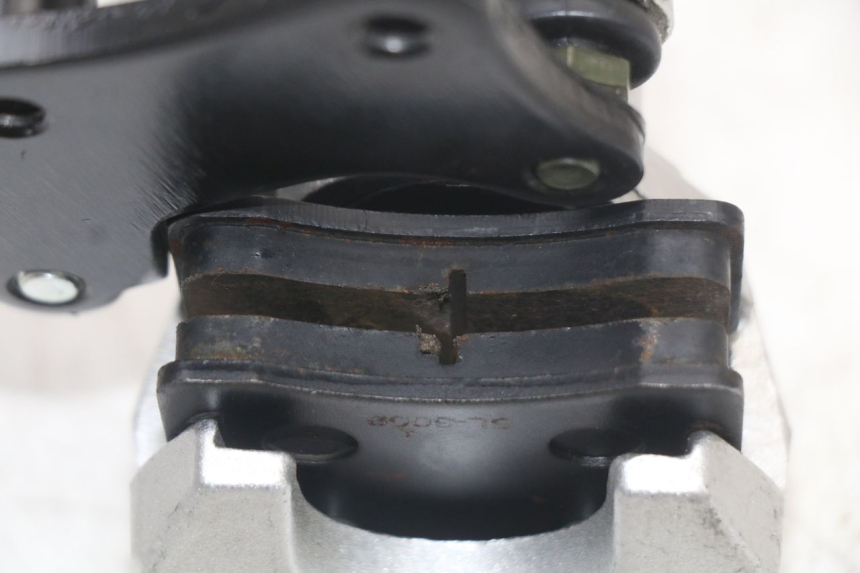 photo de ZACISK HAMULCA PRZEDNIEGO MASH LEGEND'R 4T 50 (2021 - 2025) - Punkty mocowania