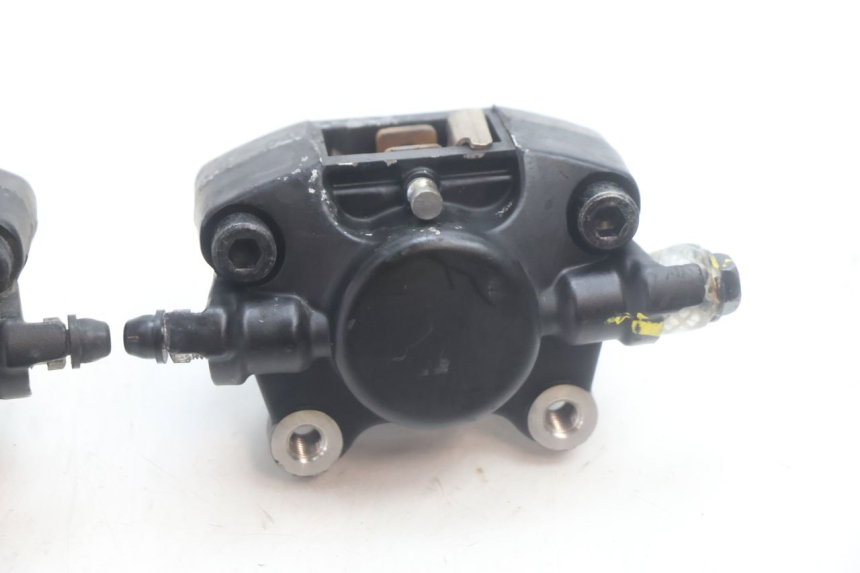 photo de PRZEDNI ZACISK HAMULCOWY PIAGGIO MP3 HPE 530 (2022 - 2026) - Zoom stanu zużycia
