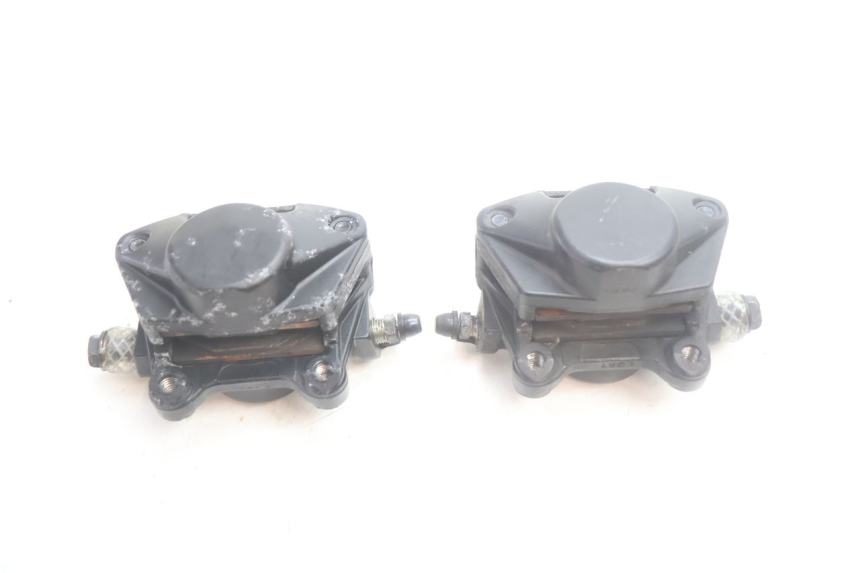photo de PRZEDNI ZACISK HAMULCOWY PIAGGIO MP3 HPE 530 (2022 - 2026) - Zbliżenie techniczne