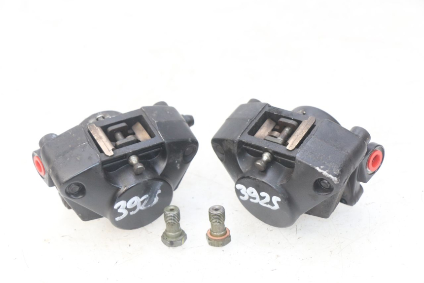 photo de ZACISK HAMULCA PRZEDNIEGO PIAGGIO MP3 500 (2014 - 2017) - Widok ogólny