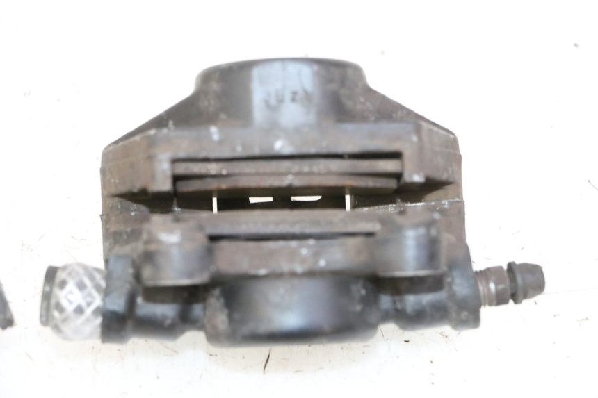 photo de ZACISK HAMULCA PRZEDNIEGO PIAGGIO MP3 500 (2014 - 2017) - Zbliżenie techniczne