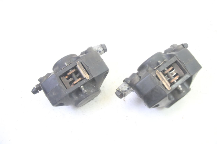 photo de ZACISK HAMULCA PRZEDNIEGO PIAGGIO MP3 500 (2016 - 2018) - Zbliżenie techniczne