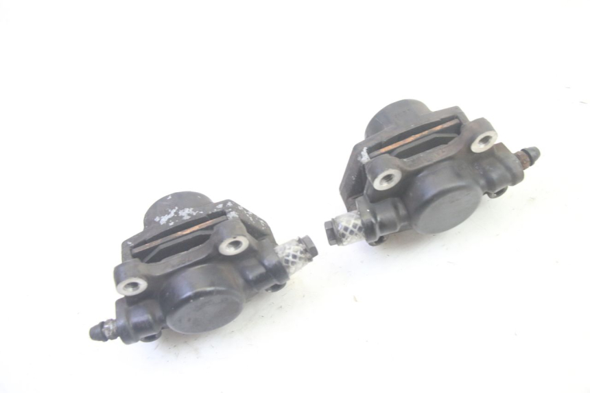 photo de ZACISK HAMULCA PRZEDNIEGO PIAGGIO MP3 500 (2016 - 2018) - Punkty mocowania