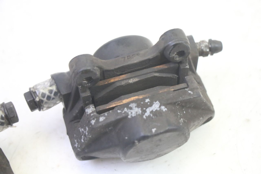 photo de ZACISK HAMULCA PRZEDNIEGO PIAGGIO MP3 500 (2016 - 2018) - Oznaczenia i referencje