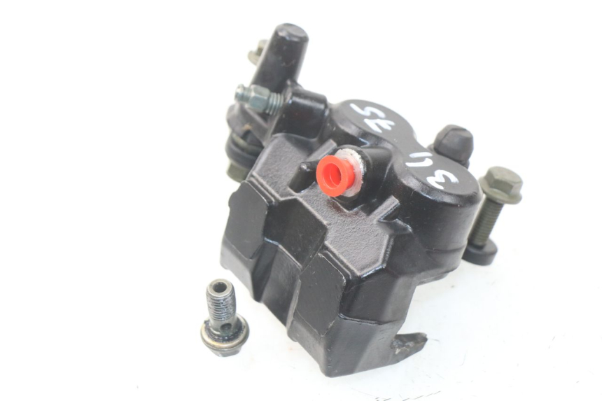 photo de ZACISK HAMULCA PRZEDNIEGO YAMASAKI MSX 50 (2013 - 2022) - Zbliżenie techniczne