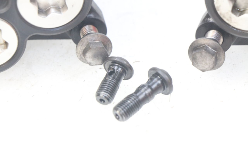 photo de ZACISK HAMULCA PRZEDNIEGO YAMAHA MT-07 MT07 ABS 700 (2014 - 2017) - Część sprawdzona