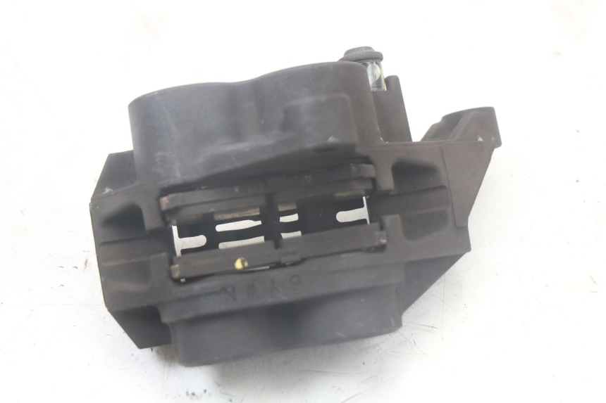 photo de ZACISK HAMULCA PRZEDNIEGO YAMAHA MT-07 MT07 ABS 700 (2014 - 2017) - Zbliżenie komponentów