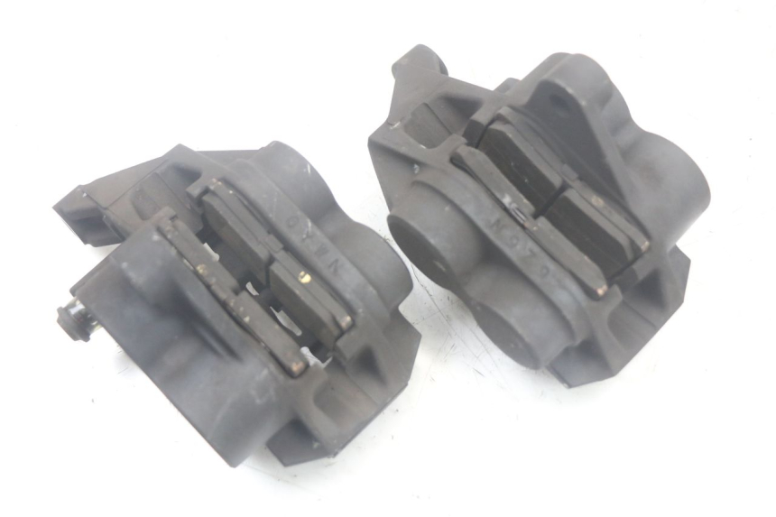 photo de ZACISK HAMULCA PRZEDNIEGO YAMAHA MT-07 MT07 ABS 700 (2014 - 2017) - Zbliżenie techniczne