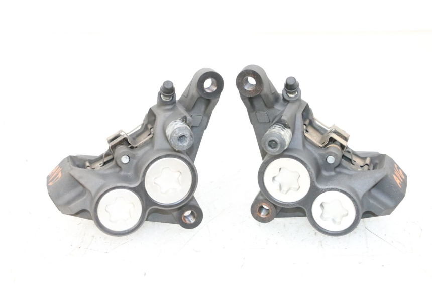 photo de ZACISK HAMULCA PRZEDNIEGO YAMAHA MT-07 MT07 ABS 700 (2018 - 2020) - Widok główny