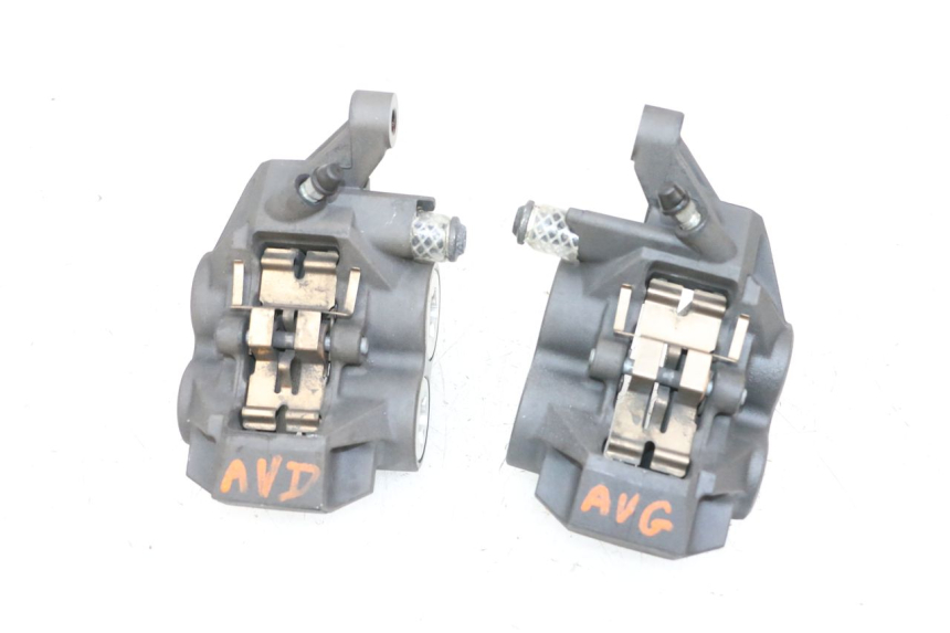 photo de ZACISK HAMULCA PRZEDNIEGO YAMAHA MT-07 MT07 ABS 700 (2018 - 2020) - Stan powierzchni