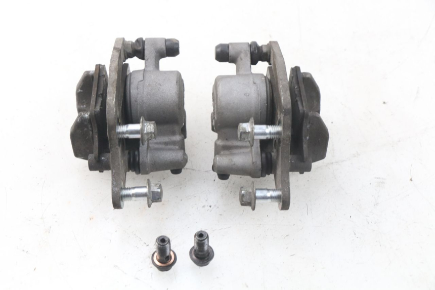 photo de ZACISK HAMULCA PRZEDNIEGO MBK MW TRYPTIK 125 (2017 - 2022) - Szczegół części