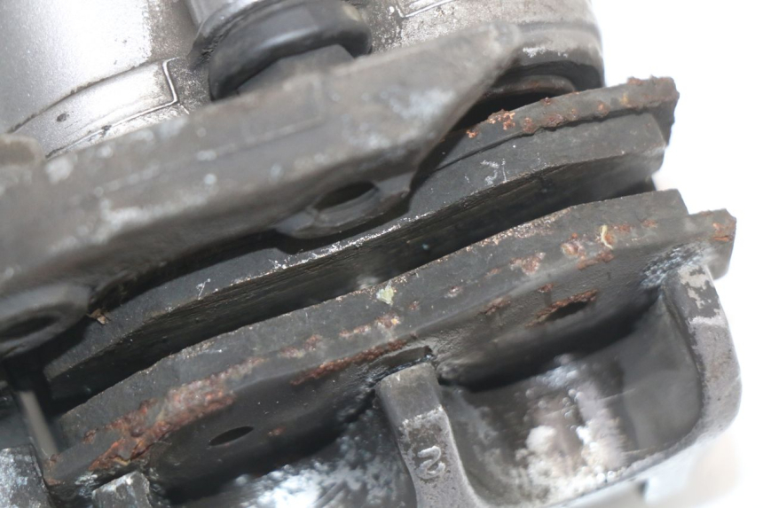 photo de ZACISK HAMULCA PRZEDNIEGO HONDA NHX LEAD 110 (2008 - 2010) - Punkty mocowania