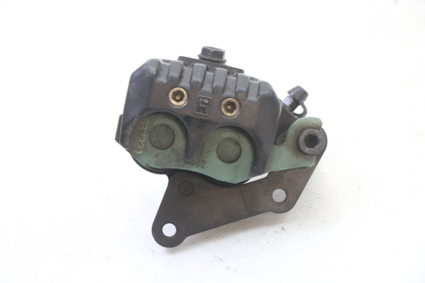 photo de ZACISK HAMULCA PRZEDNIEGO PIAGGIO NRG POWER PUREJET 50 (2018 - 2021) - Zbliżenie techniczne