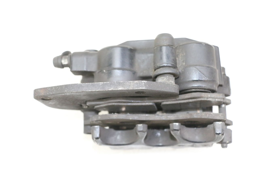 photo de ZACISK HAMULCA PRZEDNIEGO PEUGEOT SATELIS 125 (2013 - 2018) - Zbliżenie techniczne