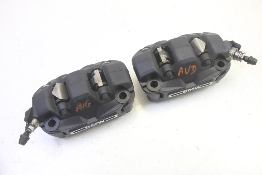 photo de ZACISK HAMULCA PRZEDNIEGO BMW R GS 1250 (2021 - 2024) - Inny kąt widzenia