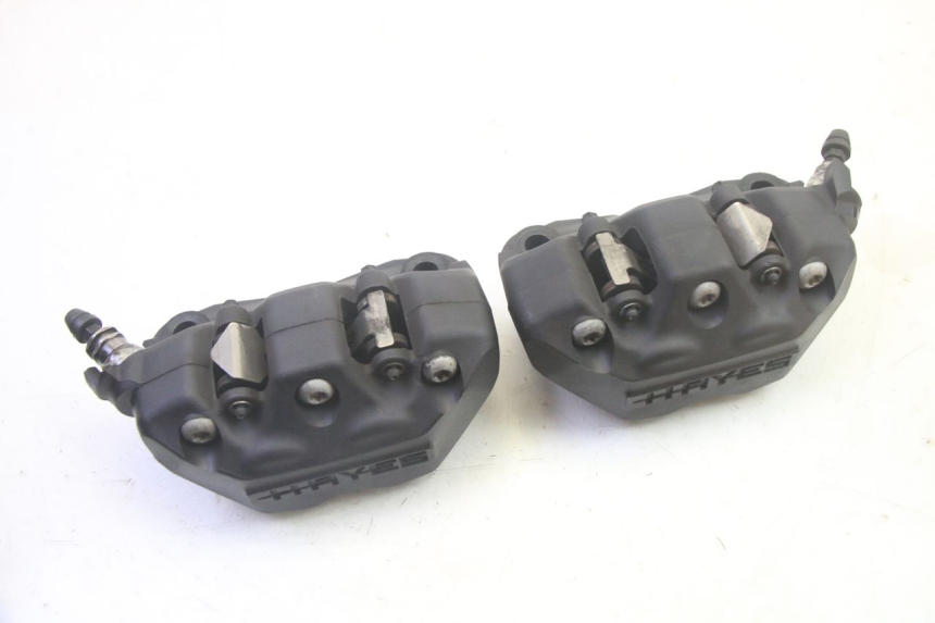 photo de ZACISK HAMULCA PRZEDNIEGO BMW R GS 1250 (2021 - 2024) - Zbliżenie techniczne