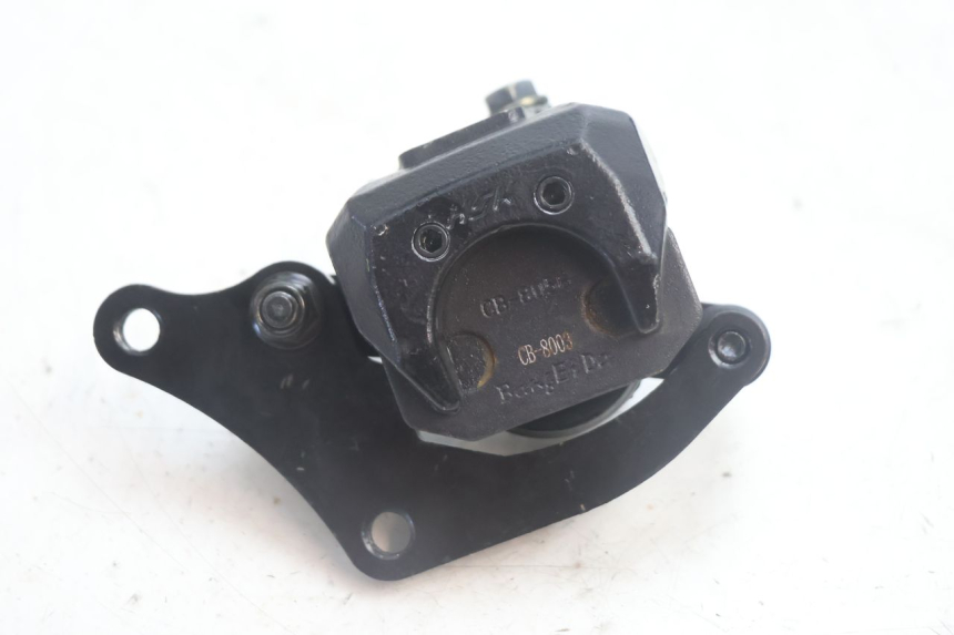 photo de PRZEDNI ZACISK HAMULCOWY JM MOTORS R-MAX TECH 50 (2024 - 2026) - Zbliżenie techniczne