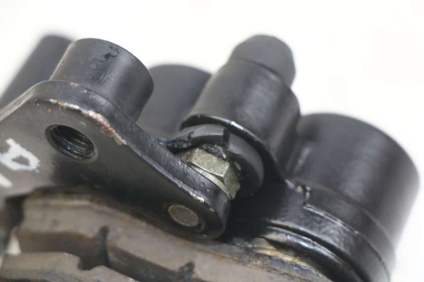 photo de ZACISK HAMULCA PRZEDNIEGO YAMASAKI RAPTOR 50 (2013 - 2018) - Zoom stanu zużycia