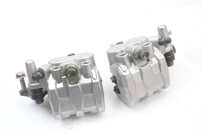 photo de ZACISK HAMULCA PRZEDNIEGO REGAL RAPTOR RAXTER 2 125 (2007 - 2015) - Zbliżenie techniczne