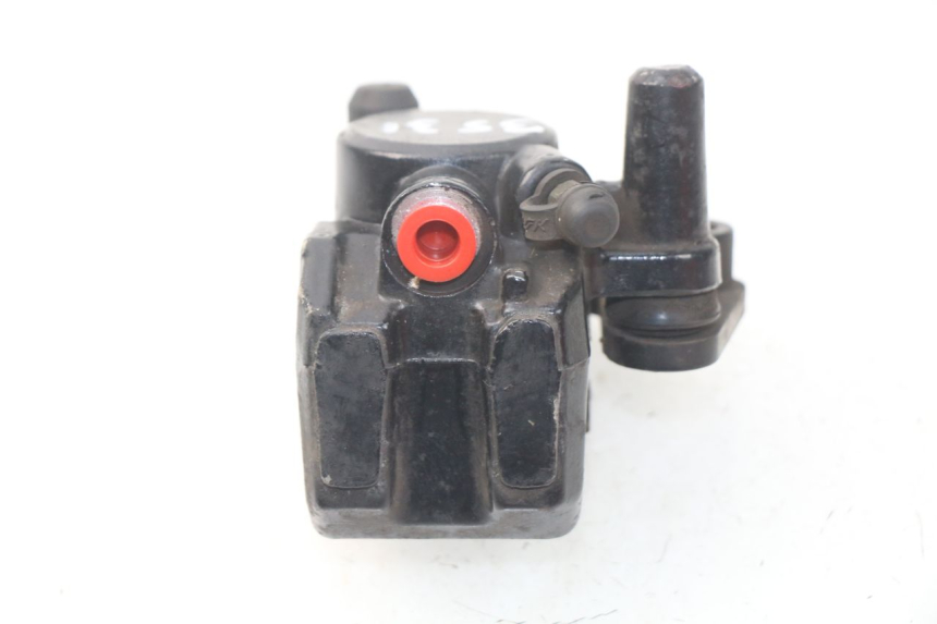 photo de ZACISK HAMULCA PRZEDNIEGO JM MOTORS SC 4T 50 (2012 - 2017) - Zbliżenie techniczne