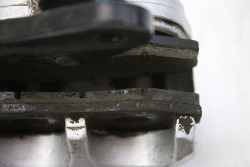 photo de ZACISK HAMULCA PRZEDNIEGO KYMCO SENTO 100 (2008 - 2013) - Punkty mocowania