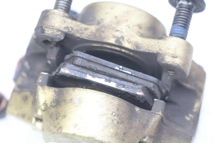 photo de ZACISK HAMULCA PRZEDNIEGO YAMAHA SLIDER NAKED 50 (2004 - 2018) - Zbliżenie techniczne