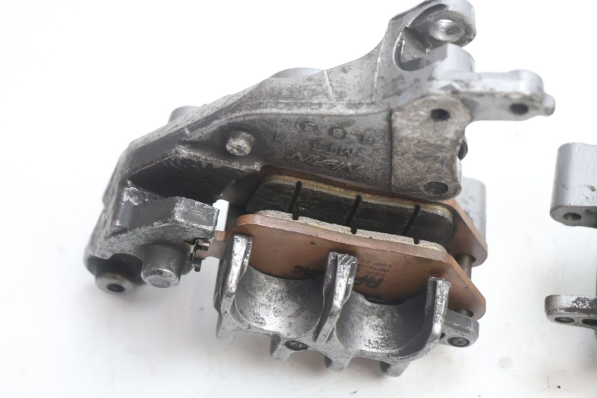 photo de PRZEDNI ZACISK HAMULCOWY HONDA ST PAN EUROPEAN 1100 (1990 - 2002) - Oznaczenia i referencje