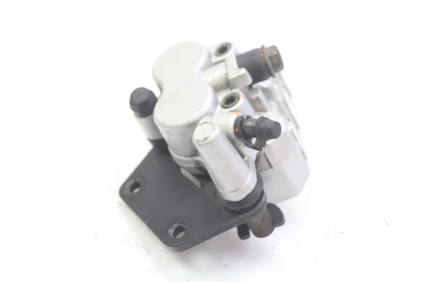 photo de ZACISK HAMULCA PRZEDNIEGO RAZZO STEED 125 (2012 - 2018) - Zbliżenie techniczne