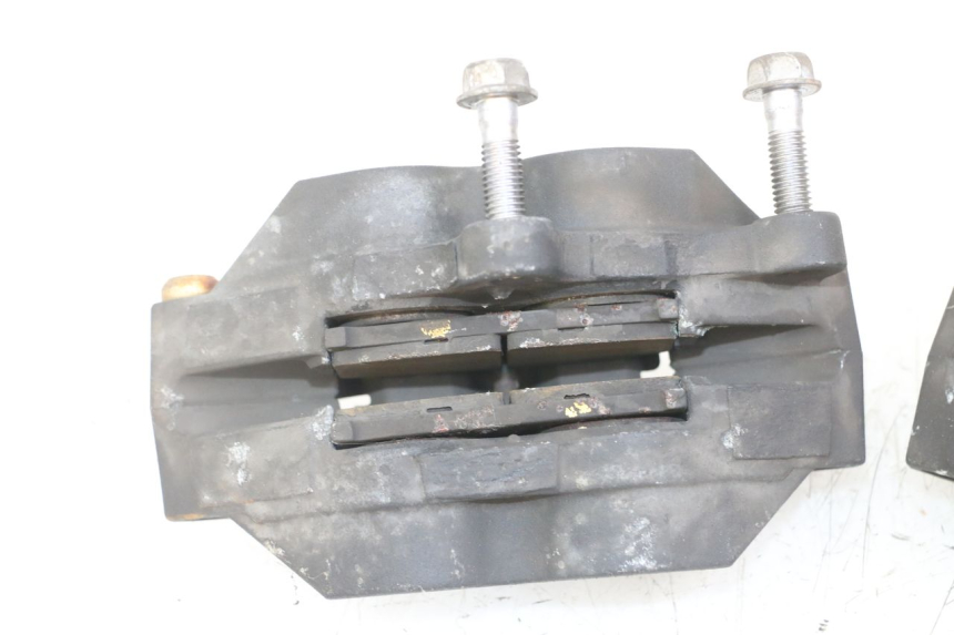 photo de ZACISK HAMULCA PRZEDNIEGO SUZUKI GSX F GSXF 650 (2007 - 2015) - Szczegół części