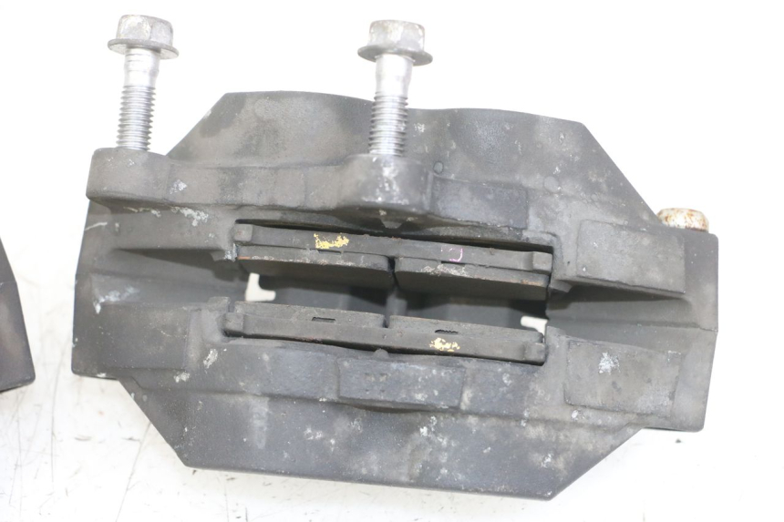 photo de ZACISK HAMULCA PRZEDNIEGO SUZUKI GSX F GSXF 650 (2007 - 2015) - Zoom stanu zużycia