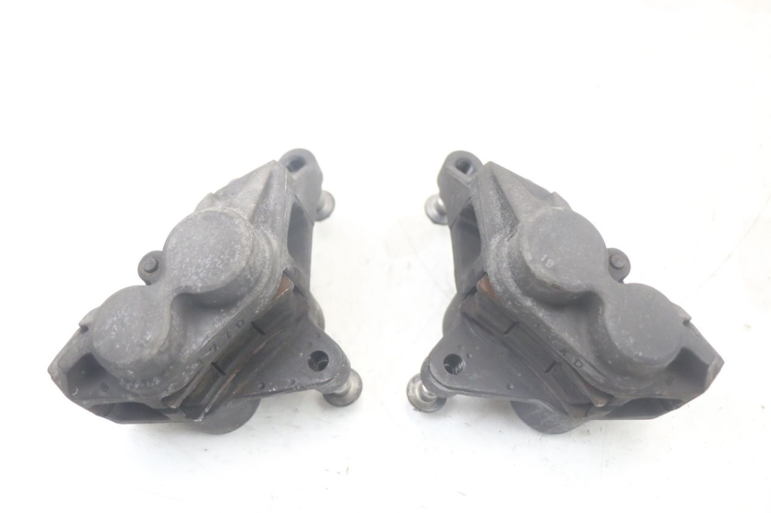 photo de ZACISK HAMULCA PRZEDNIEGO YAMAHA TDM ABS 900 (2002 - 2014) - Widok ogólny