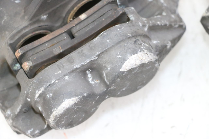 photo de ZACISK HAMULCA PRZEDNIEGO YAMAHA TDM ABS 900 (2002 - 2014) - Szczegół części