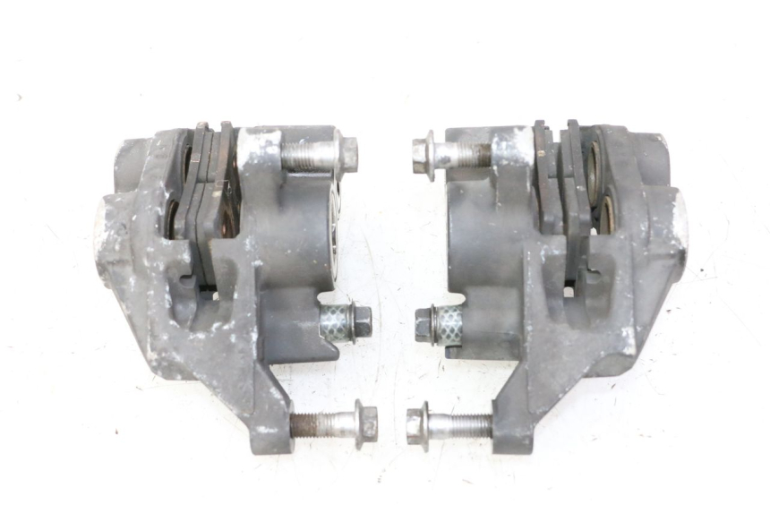 photo de ZACISK HAMULCA PRZEDNIEGO YAMAHA TDM ABS 900 (2002 - 2014) - Punkty mocowania