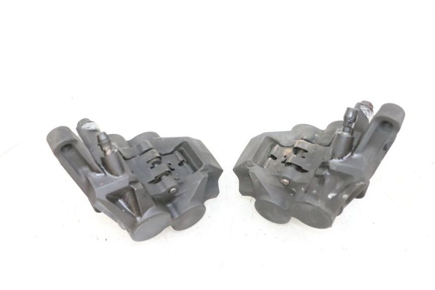 photo de ZACISK HAMULCA PRZEDNIEGO YAMAHA TDM ABS 900 (2002 - 2014) - Widok ogólny