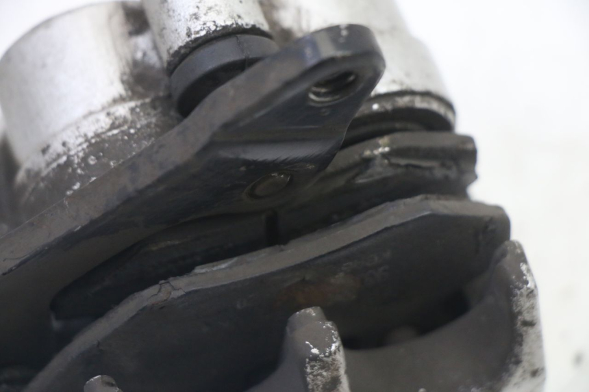 photo de ZACISK HAMULCA PRZEDNIEGO PEUGEOT TWEET 4T 50 (2014 - 2019) - Punkty mocowania