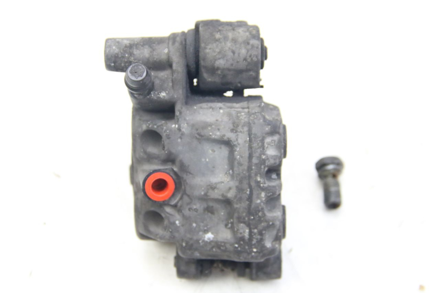 photo de ZACISK HAMULCA PRZEDNIEGO SUZUKI UH BURGMAN 125 (2002 - 2006) - Zbliżenie techniczne