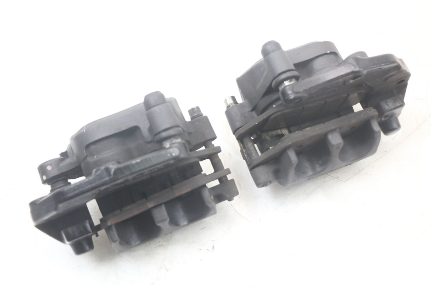 photo de ZACISK HAMULCA PRZEDNIEGO KAWASAKI VERSYS ABS 650 (2015 - 2018) - Część sprawdzona