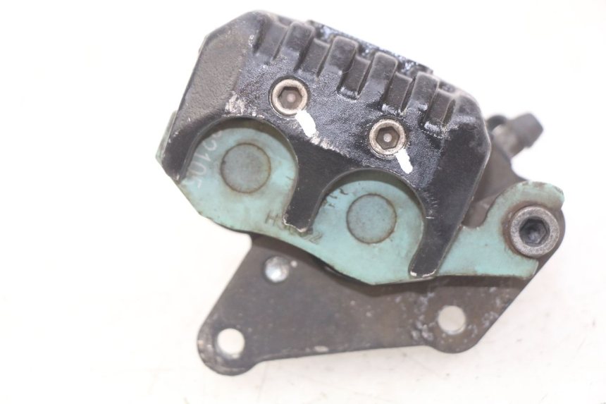 photo de ZACISK HAMULCA PRZEDNIEGO PIAGGIO VESPA PRIMAVERA 2T 50 (2013 - 2018) - Zbliżenie techniczne