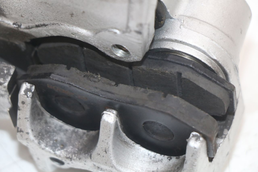 photo de ZACISK HAMULCA PRZEDNIEGO JM MOTORS VX 125 (2022 - 2025) - Stan powierzchni