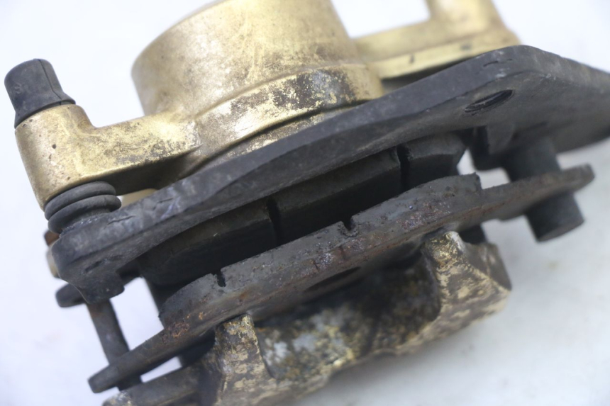 photo de ZACISK HAMULCA PRZEDNIEGO MBK WAAP 125 (2008 - 2013) - Punkty mocowania