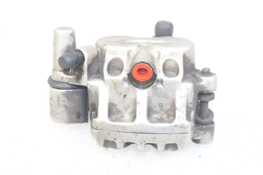 photo de ZACISK HAMULCA PRZEDNIEGO YAMAHA XMAX X-MAX 125 (2006 - 2009) - Zbliżenie techniczne